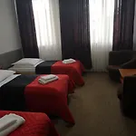 Hotel Everest 3*