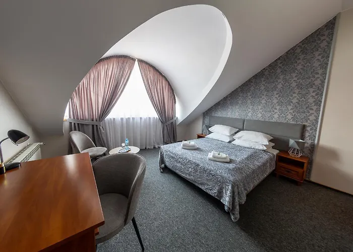 Everest Hotel Węgrów